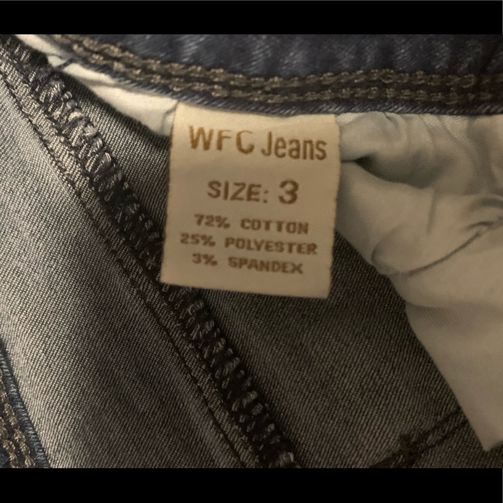 Jeans - Picture 3 of 3